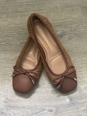 NWT ‘BCBGeneration’ Brown Woven Leather-Trim Ballet Flats~Size 7